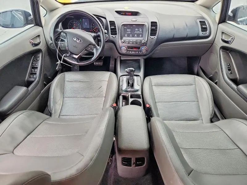 2017 KIA FORTE EX  