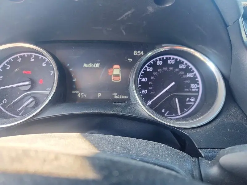 2019 TOYOTA CAMRY XLE V6  
