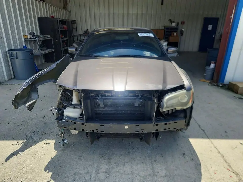 2013 CHRYSLER 300   