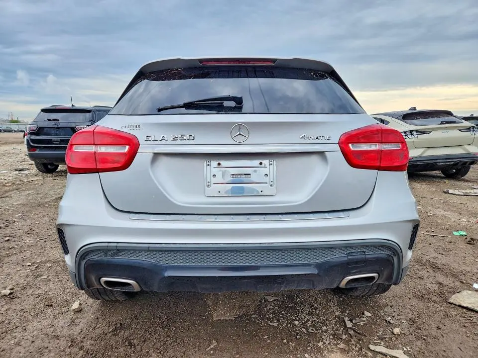 2016 MERCEDES-BENZ GLA 250 4MATIC  