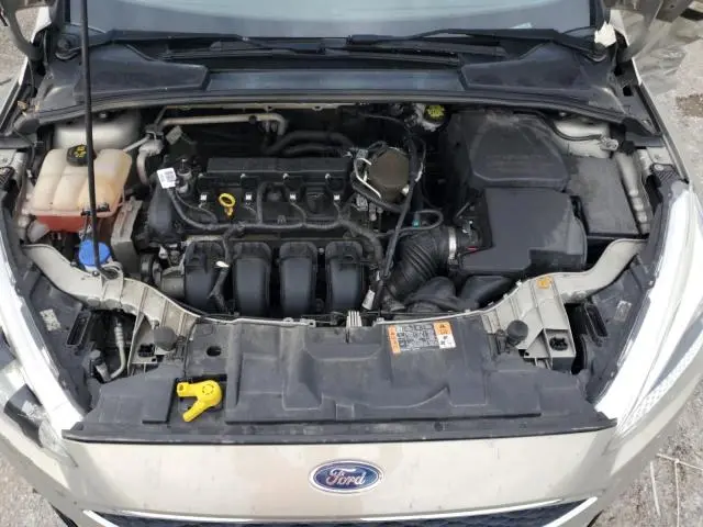 2016 FORD FOCUS SE  