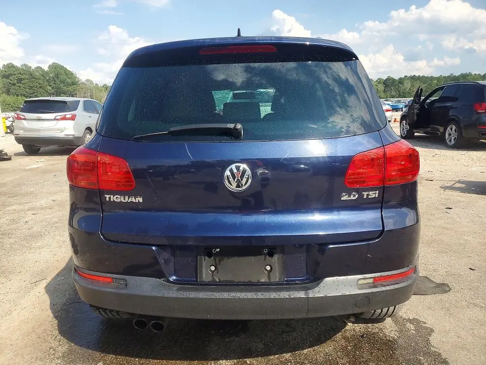 2012 VOLKSWAGEN TIGUAN S  