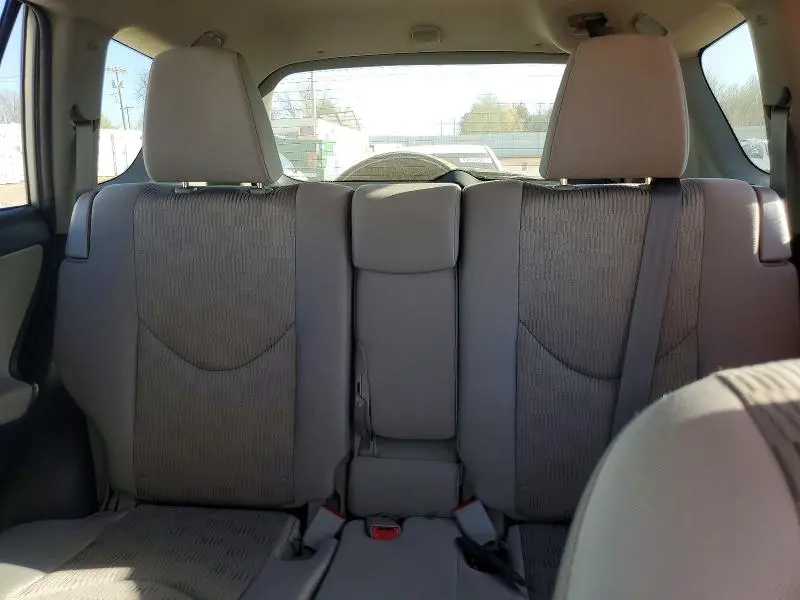 2012 TOYOTA RAV4 BASE  