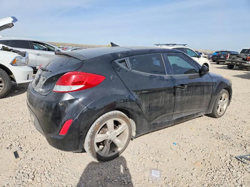 2015 HYUNDAI VELOSTER BASE  