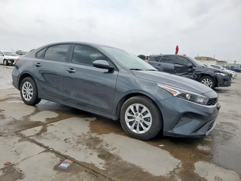 2024 KIA FORTE LX  