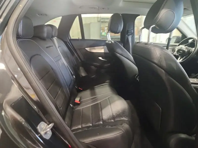 2020 MERCEDES-BENZ GLC 300  