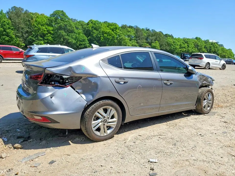 2020 HYUNDAI ELANTRA SEL  