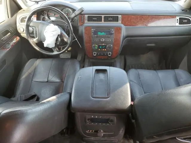 2013 CHEVROLET SUBURBAN K1500 LT  