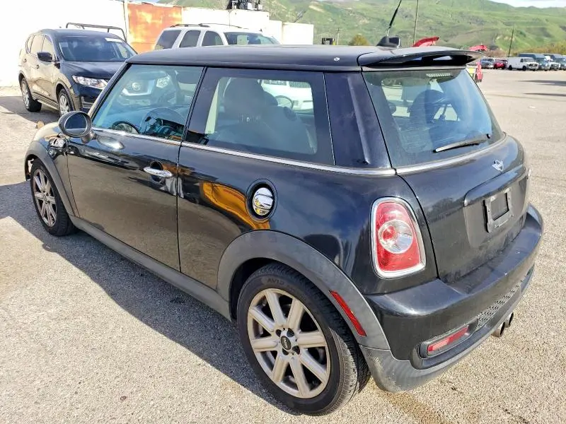 2012 MINI COOPER S  
