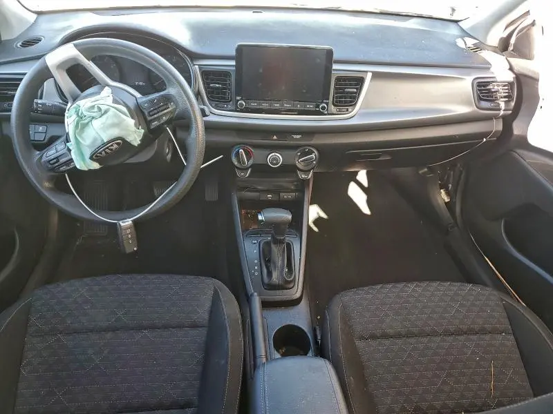 2021 KIA RIO LX  