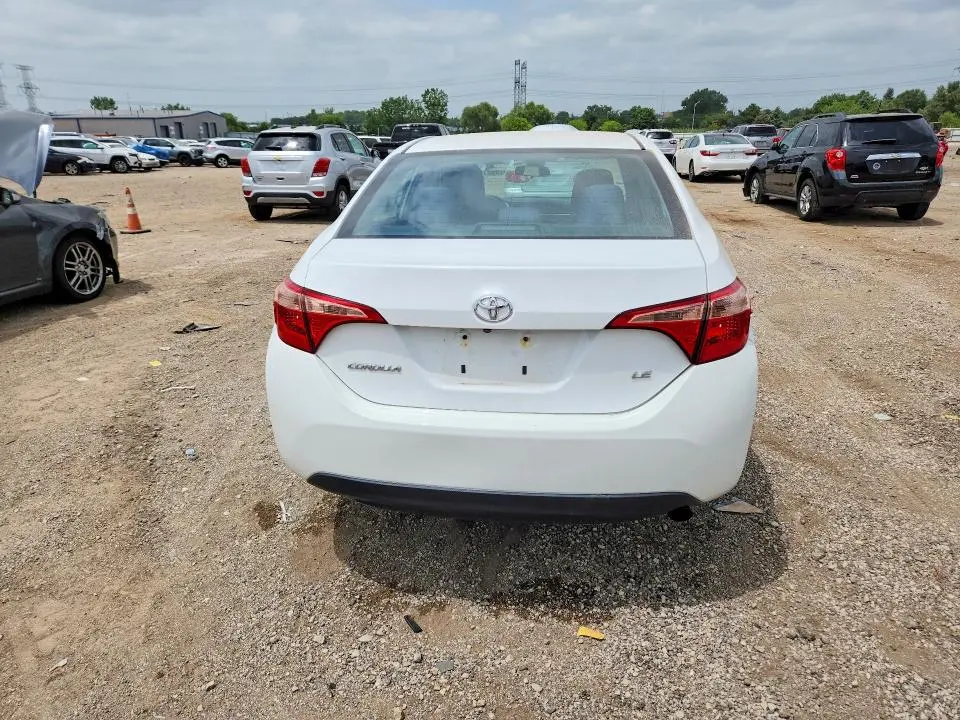 2019 TOYOTA COROLLA LE  