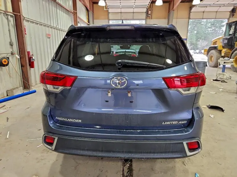2019 TOYOTA HIGHLANDER LIMITED  
