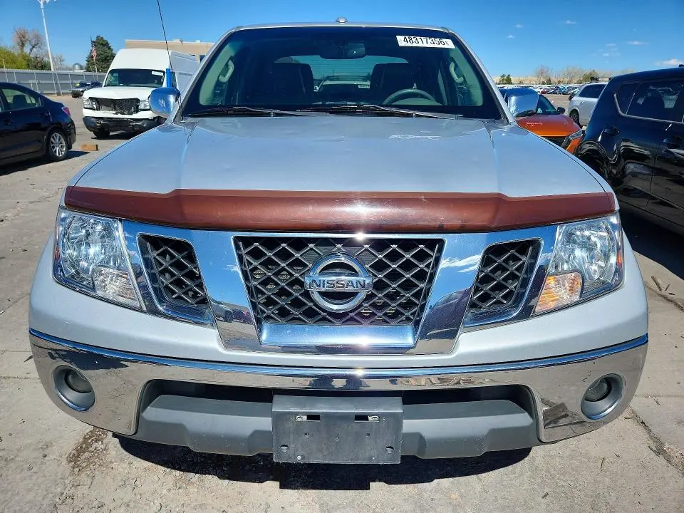 2013 NISSAN FRONTIER S  