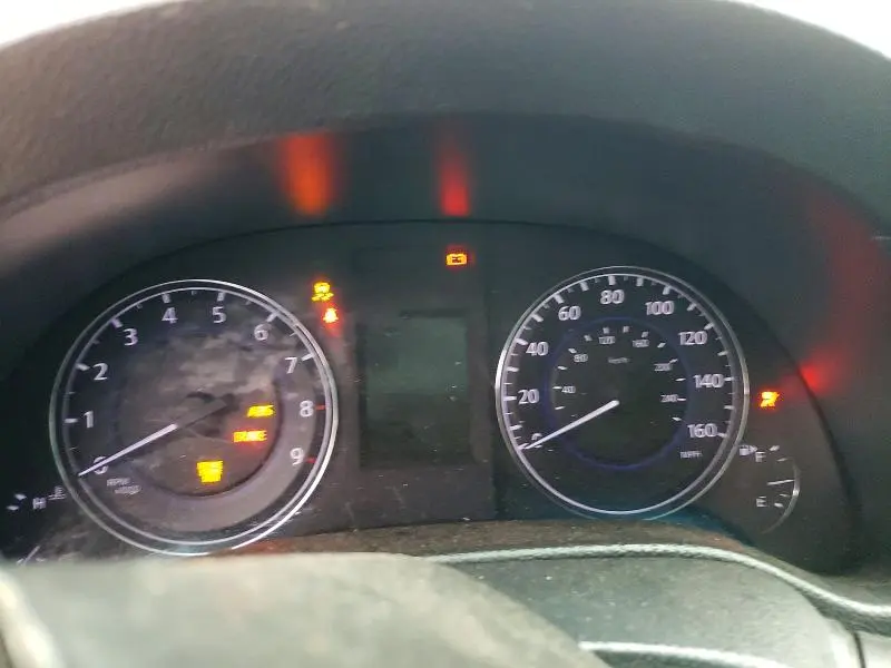2015 INFINITI Q40   