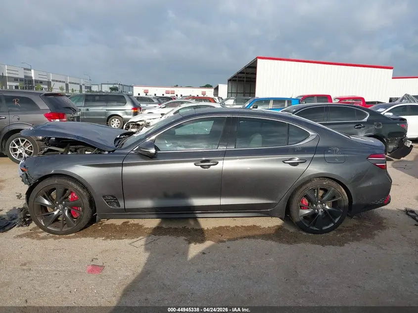 2022 GENESIS G70 3.3T RWD