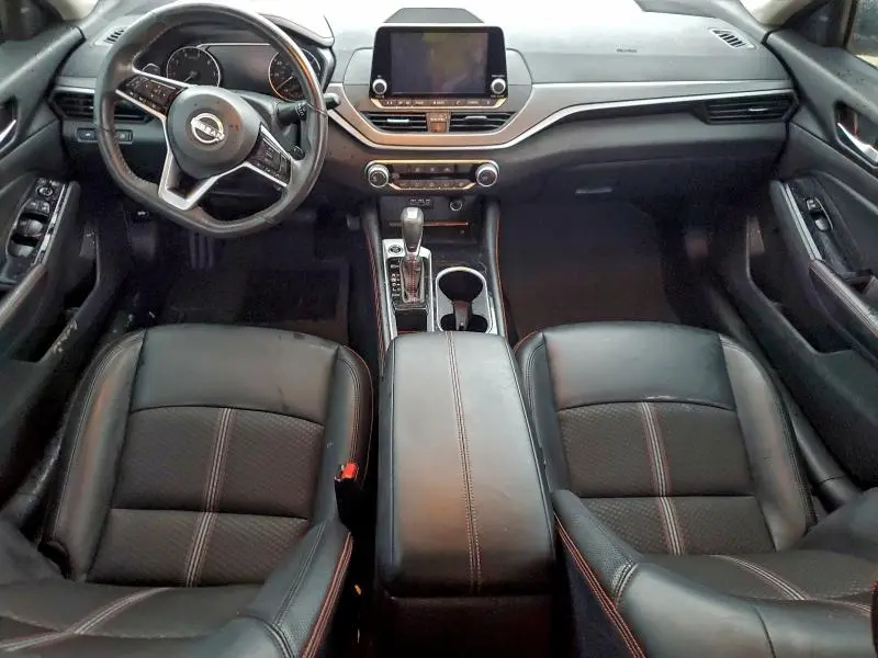 2024 NISSAN ALTIMA SR  