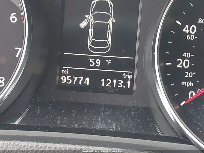 2016 VOLKSWAGEN PASSAT 1.8T R-LINE