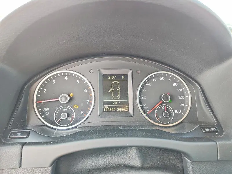 2012 VOLKSWAGEN TIGUAN S  