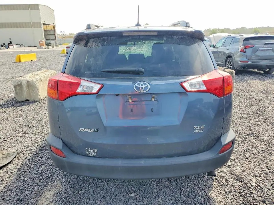2014 TOYOTA RAV4 XLE  