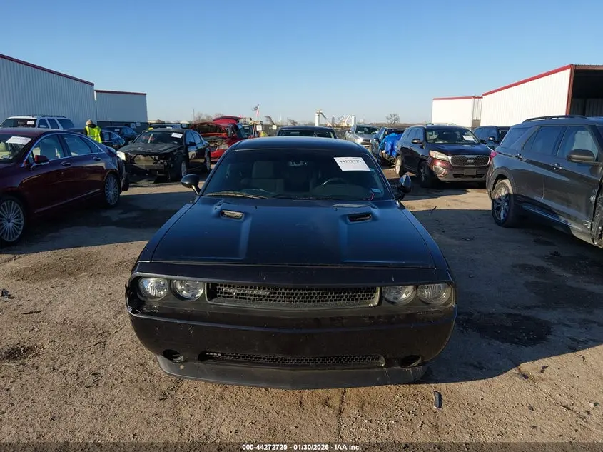 2014 DODGE CHALLENGER SXT