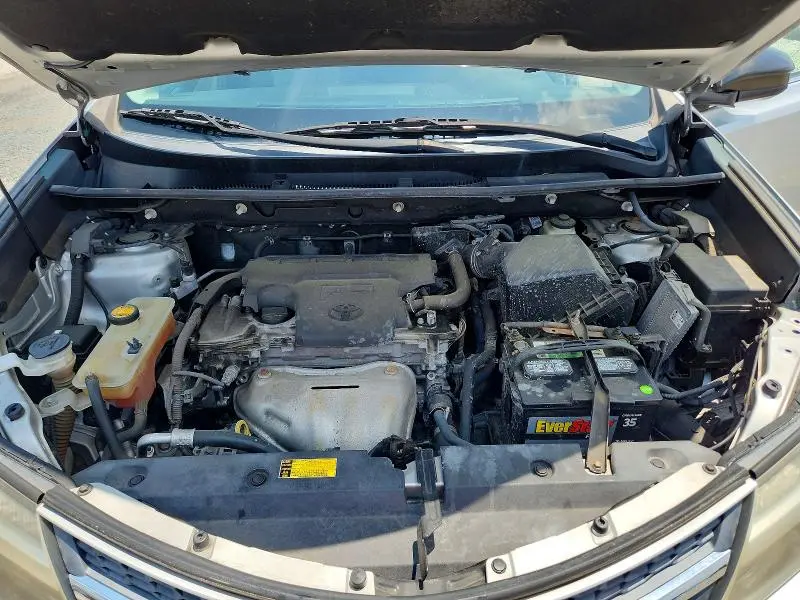 2014 TOYOTA RAV4 LE  