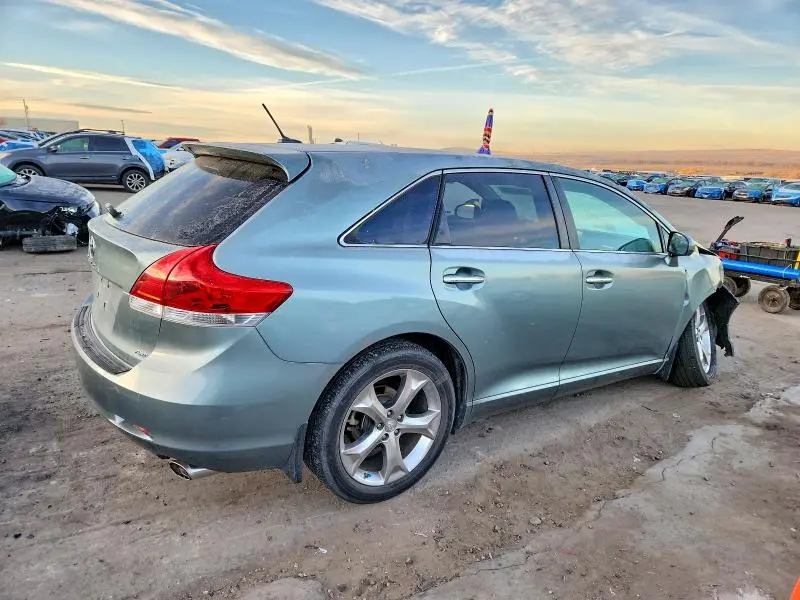 2010 TOYOTA VENZA   
