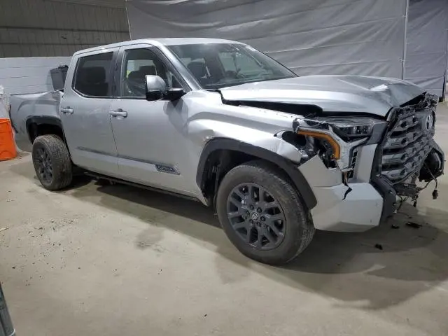 2025 TOYOTA TUNDRA CREWMAX PLATINUM