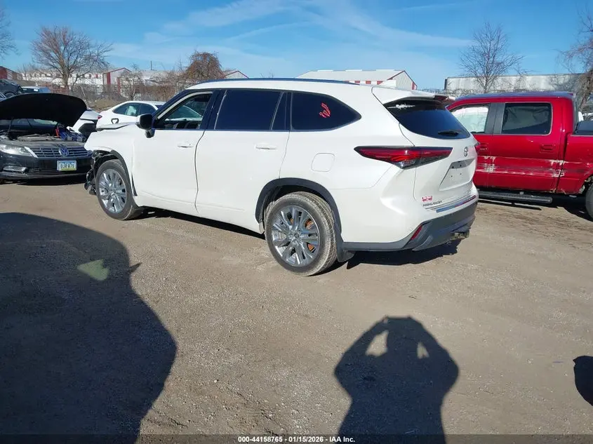 2020 TOYOTA HIGHLANDER LIMITED
