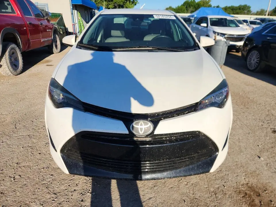 2018 TOYOTA COROLLA LE  