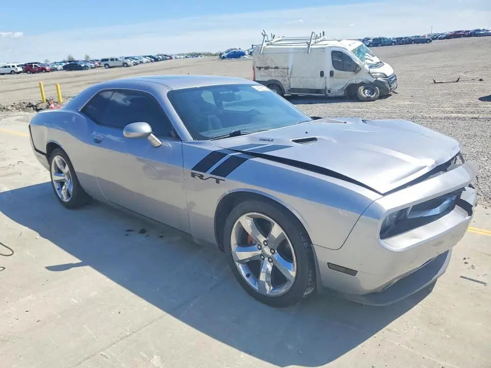 2013 DODGE CHALLENGER R  