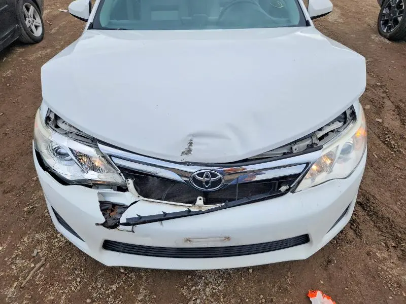 2014 TOYOTA CAMRY LE  