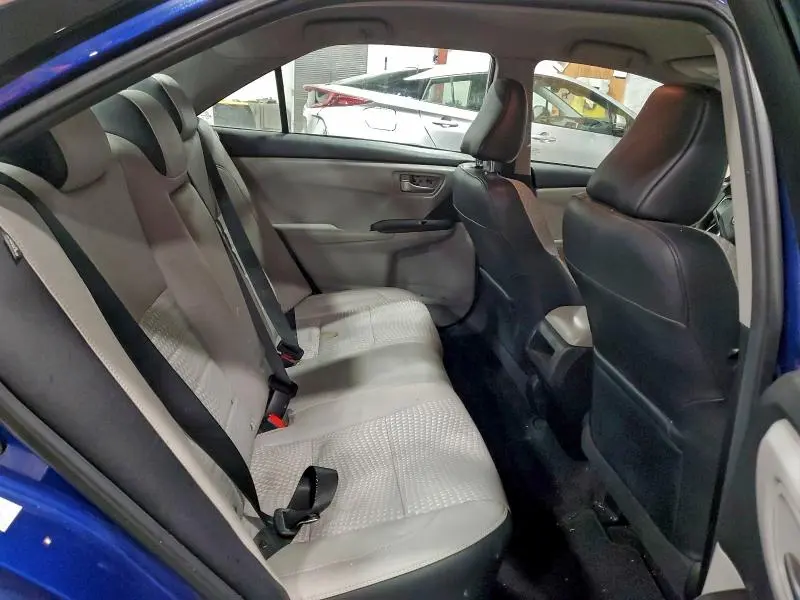 2015 TOYOTA CAMRY LE  