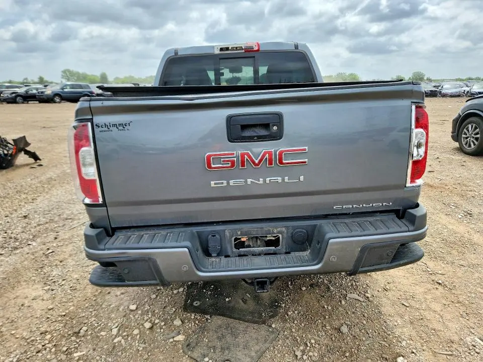 2022 GMC CANYON DENALI  