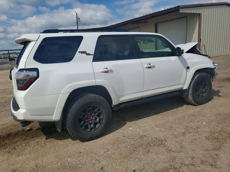 2024 TOYOTA 4RUNNER TRD OFF-ROAD PREMIUM  