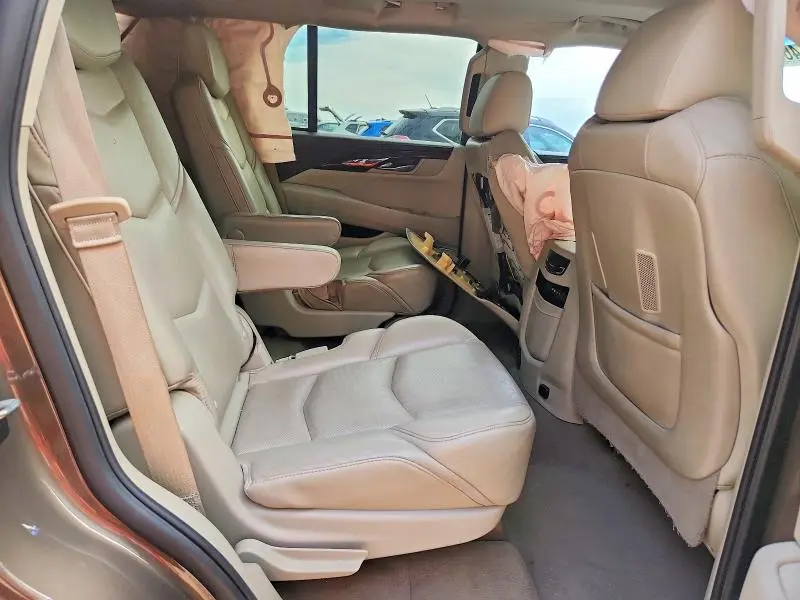 2016 CADILLAC ESCALADE PREMIUM  