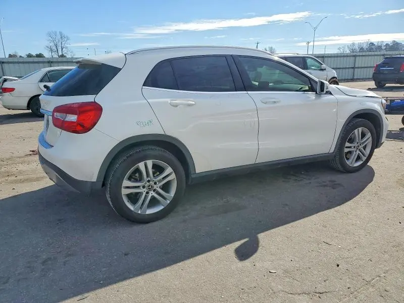 2019 MERCEDES-BENZ GLA 250  