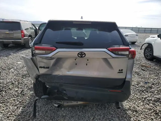 2022 TOYOTA RAV4 LE