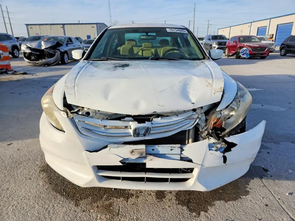 2012 HONDA ACCORD LX  