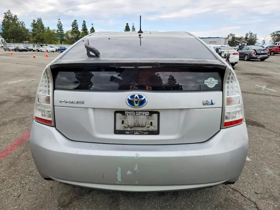 2011 TOYOTA PRIUS TWO  