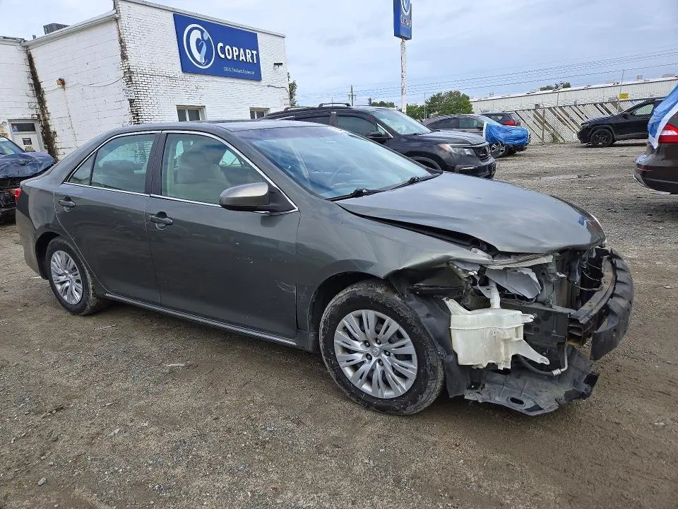 2012 TOYOTA CAMRY LE  