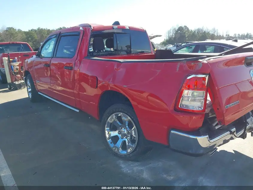 2024 RAM 1500 BIG HORN  4X4 6'4 BOX
