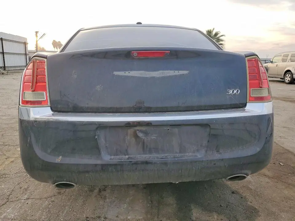 2012 CHRYSLER 300 LIMITED  