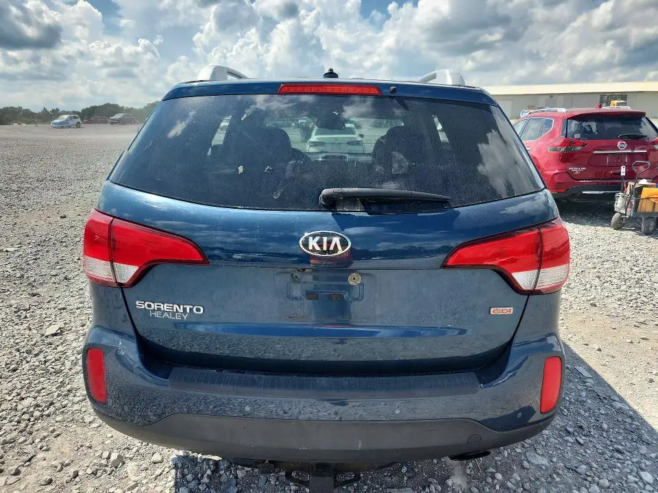 2014 KIA SORENTO LX  