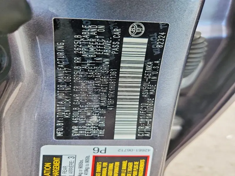 2017 TOYOTA CAMRY LE  