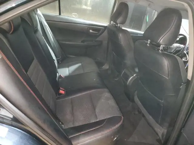 2016 TOYOTA CAMRY LE  
