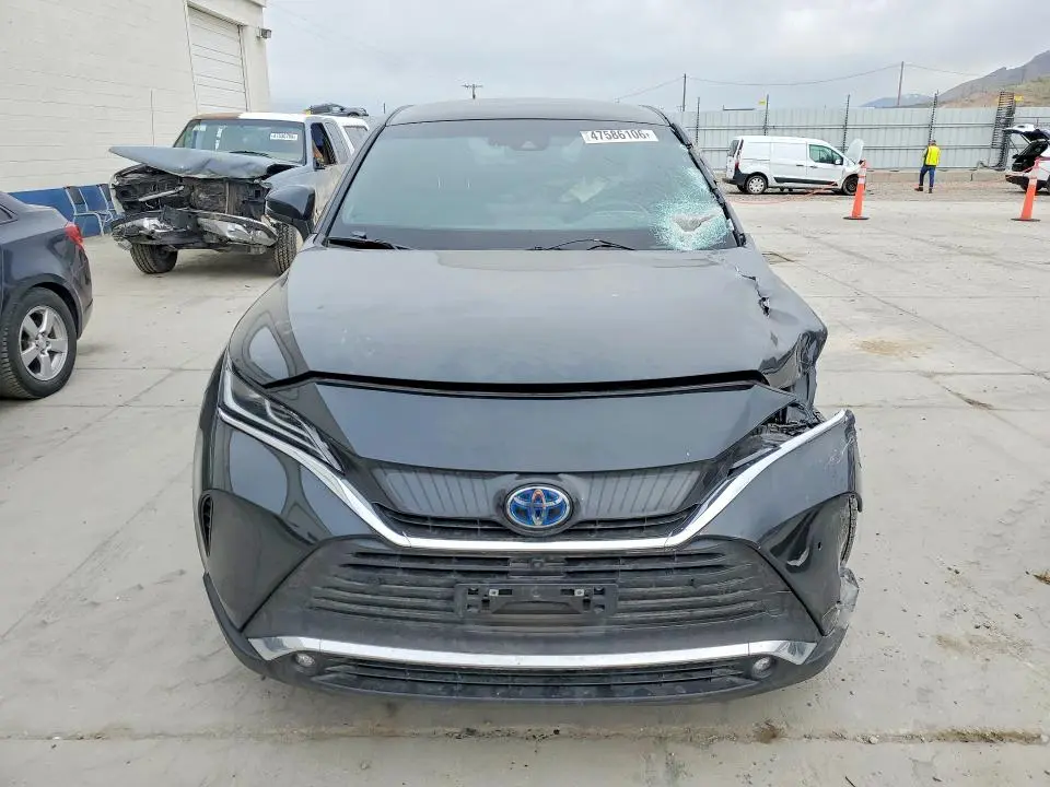 2022 TOYOTA VENZA LIMITED  