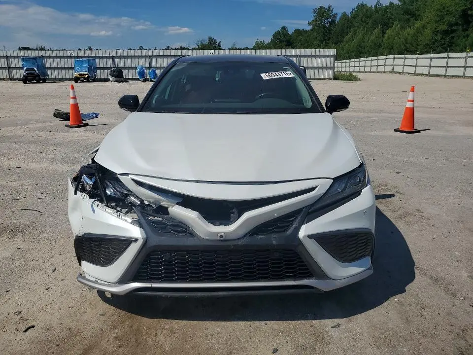2022 TOYOTA CAMRY XSE  