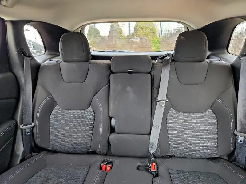 2021 JEEP CHEROKEE LATITUDE  