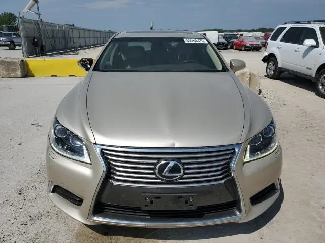 2016 LEXUS LS 460  