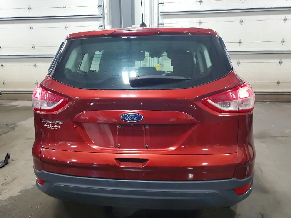 2016 FORD ESCAPE S  
